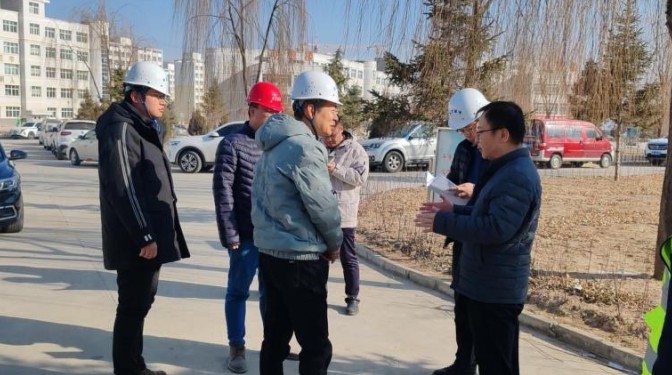 甘肅建科院黨委副書記、總經理史智偉赴積石山學校加固項目檢查指導工作