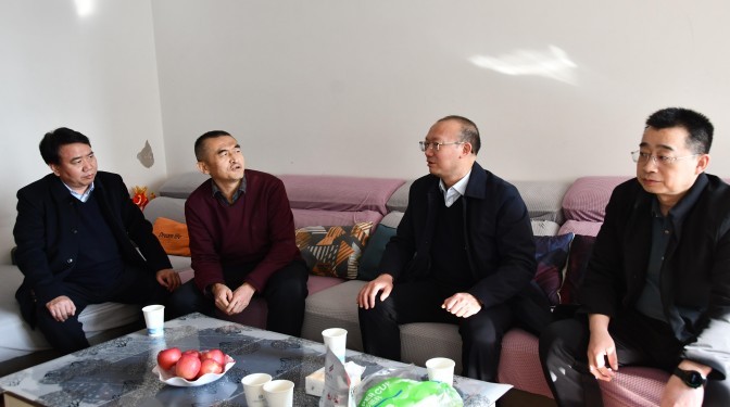 新春慰問顯真情，建科關懷暖人心——甘肅建科院開展2025年春節送溫暖活動